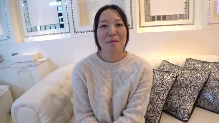 La mejor escena para adultos: una mamada exclusiva solo para ti.