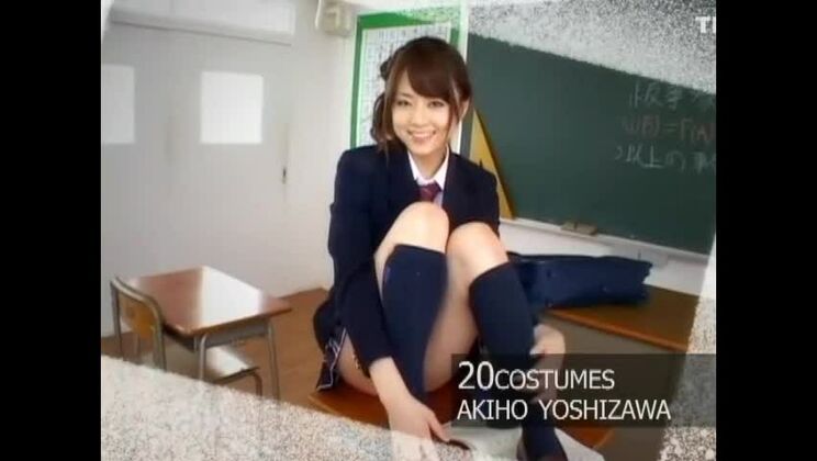 La mejor chica japonesa, Akiho Yoshizawa, en Amazing Teens, clip JAV de masturbación/onanii