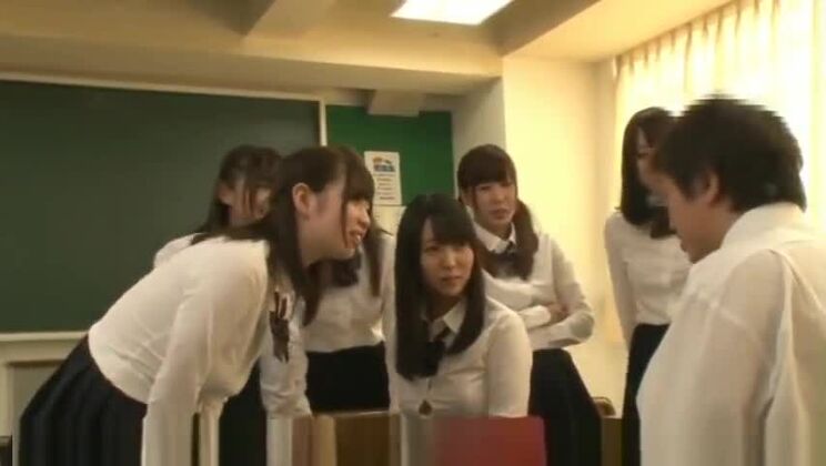 El mejor vídeo XXX japonés, intenta verlo en su versión exclusiva.