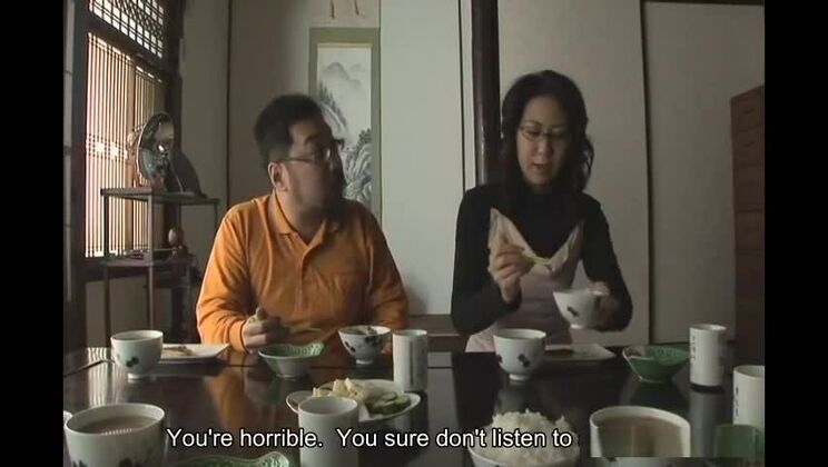 Sakura comparte una hermosa aventura sexual lésbica.