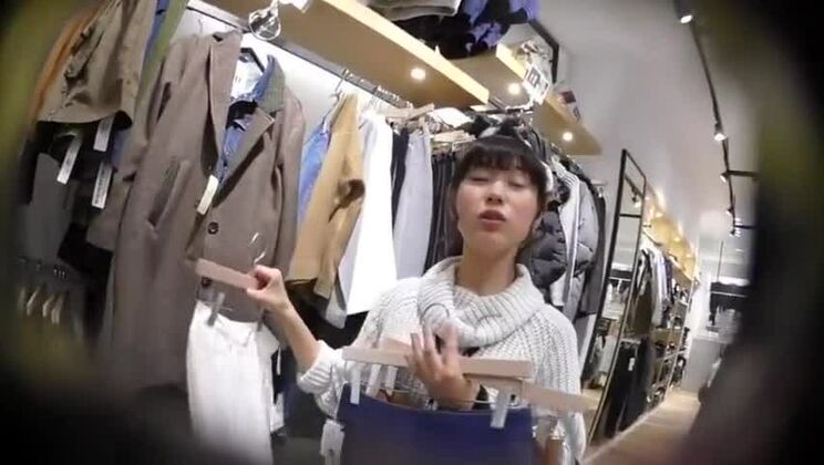 Chica japonesa exótica en una nueva película JAV.