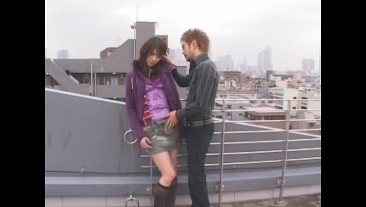 La mejor modelo japonesa en una increíble película amateur al aire libre para adultos.