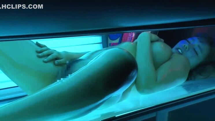 Amateurs tetonas follan en un espectáculo porno hardcore puro