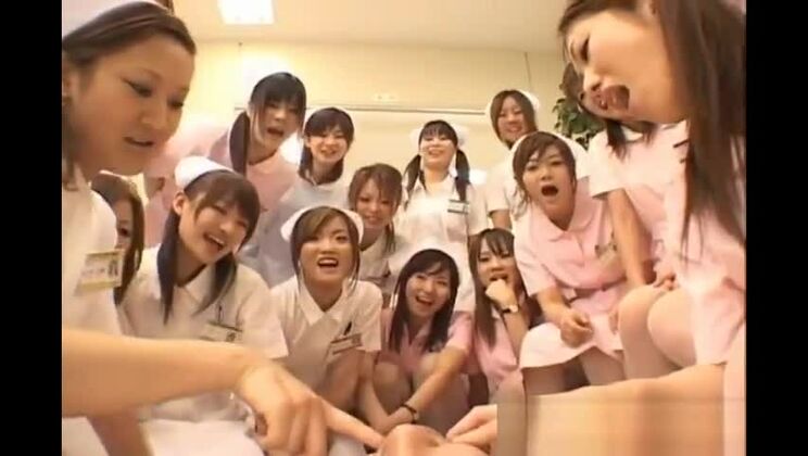 Enfermeras asiáticas disfrutan del sexo en la parte superior (parte 2)