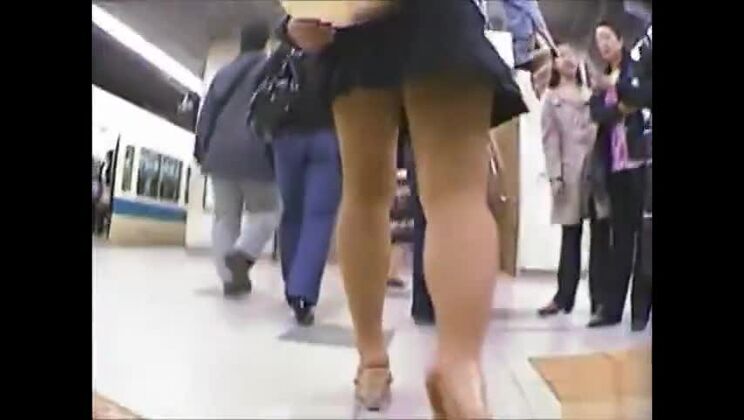 Falda espía japonesa