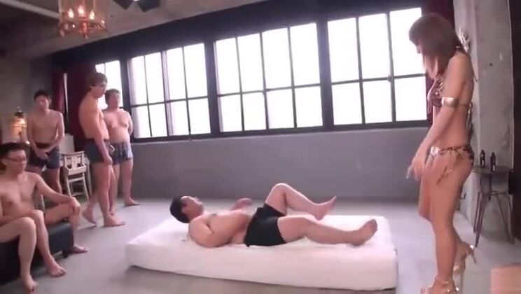 Impresionante vídeo para adultos japonés, el mejor solo para ti.