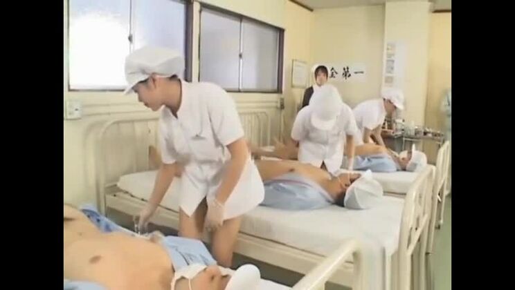 Castigo de ataduras para chicas guapas