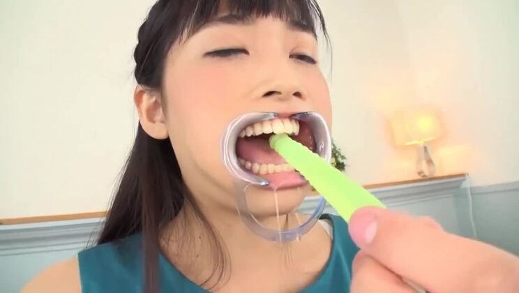 Película porno loca de una morena, ¡mira!