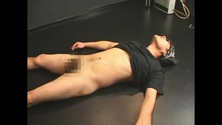 Denki anma explosión de semen