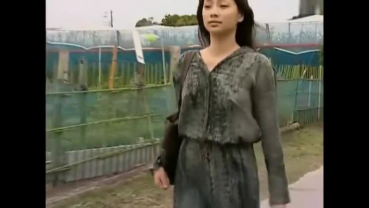 Tsukamoto en autobús de cercanías acosador