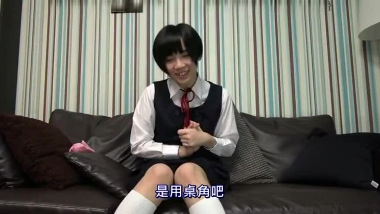 La chica japonesa más nueva en una película JAV de fetiches calientes, solo aquí.