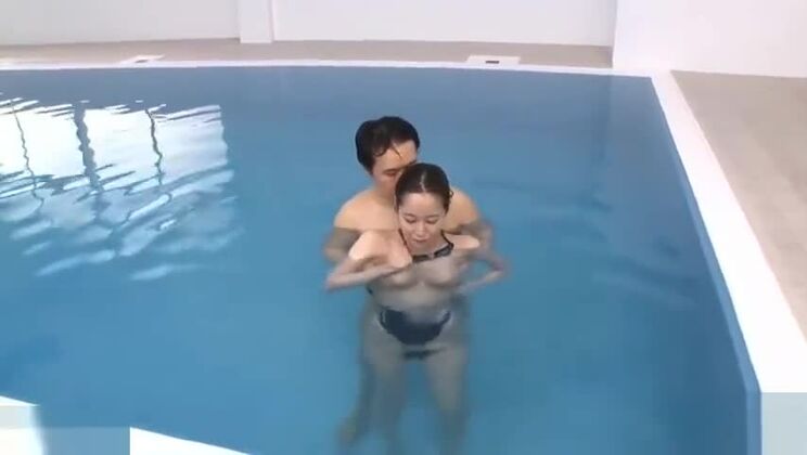 Película porno exótica con tetas enormes, salvaje como nunca antes se había visto.