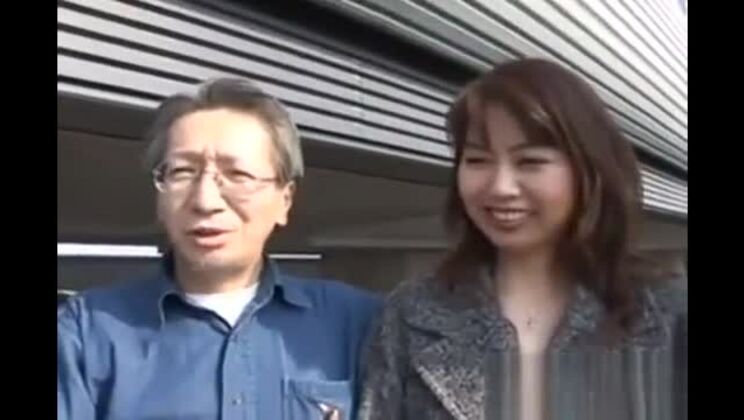 La escena XXX más caliente. Sexo en grupo, la más loca. Mírala.