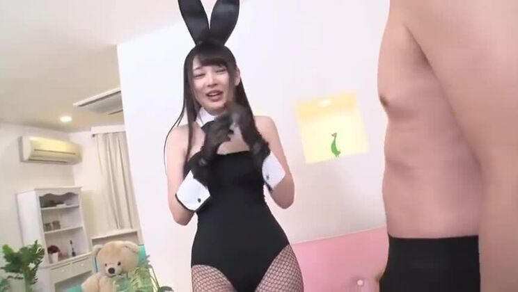 CWPBD-123 Modelo tetona es follada con fuerza003